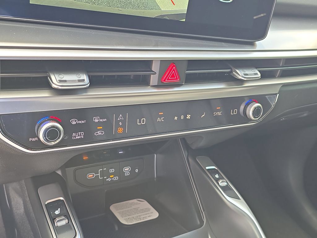 New 2026 Kia Sorento S AWD/4WD image 24