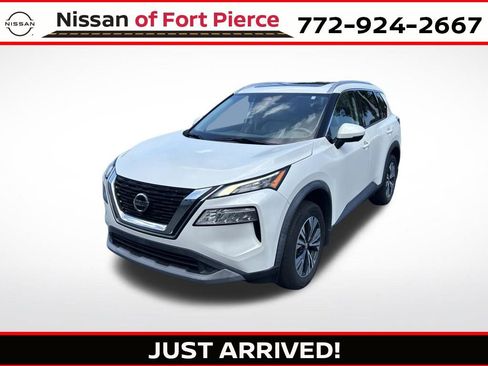 Certified 2021 Nissan Rogue SV w/ Premium Package FWD image 1