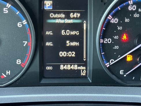 Used 2018 Toyota RAV4 LE w/ All Weather Liner Package image 28