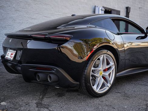 Used 2023 Ferrari Roma image 14