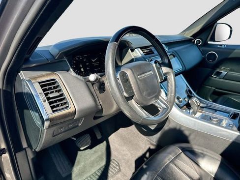 Used 2019 Land Rover Range Rover Sport HSE image 9