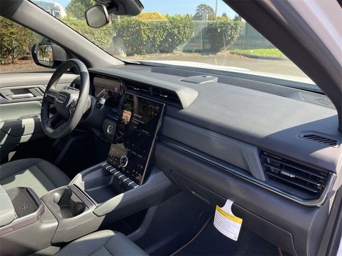 New 2026 GMC Terrain AT4 image 28