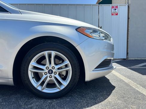 Used 2018 Ford Fusion S FWD image 8