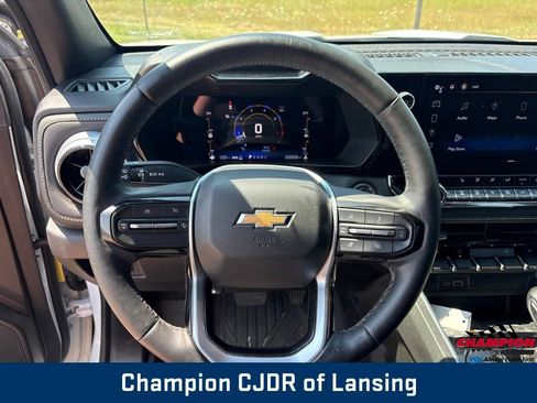 Used 2023 Chevrolet Colorado LT w/ LT Convenience Package III AWD/4WD image 17