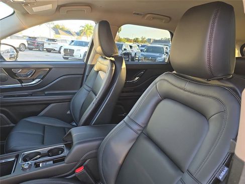 New 2026 Lincoln Corsair Premiere image 13