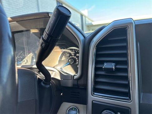Used 2018 Ford F150 Lariat image 22