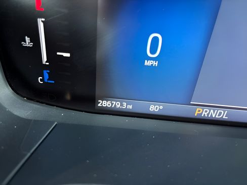 Used 2025 Ford Escape ST-Line Select AWD/4WD image 16