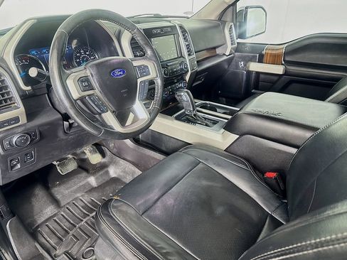 Used 2017 Ford F150 Lariat image 9