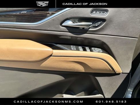 Used 2022 Cadillac Escalade Sport w/ Touring Package AWD/4WD image 12