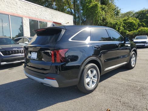 New 2026 Kia Sorento LX image 6