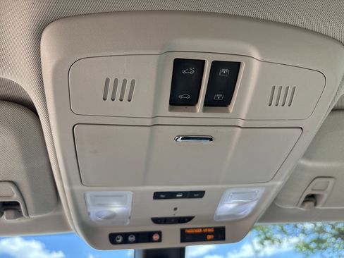 Used 2019 Buick Envision Preferred AWD/4WD image 25
