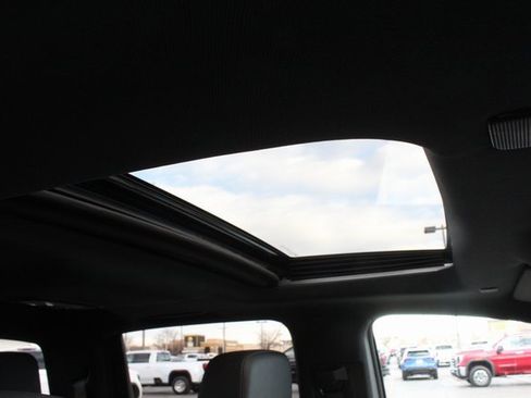 New 2026 GMC Canyon Elevation w/ Convenience Package image 5