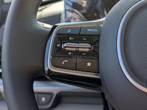 New 2026 Kia Carnival LX FWD image 33