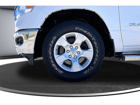 Used 2019 RAM 1500 Big Horn AWD/4WD image 52