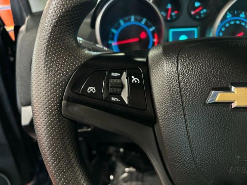 Used 2015 Chevrolet Cruze LT w/ Sun And Sound Package image 22