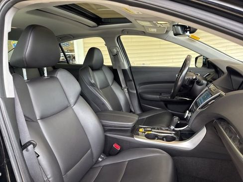 Used 2019 Acura TLX image 24