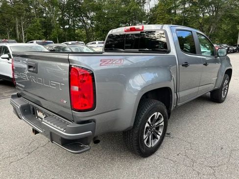 Used 2022 Chevrolet Colorado Z71 w/ Safety Package AWD/4WD image 6