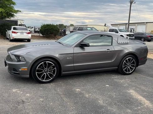 Used 2014 Ford Mustang GT w/ Equipment Group 301A RWD image 4