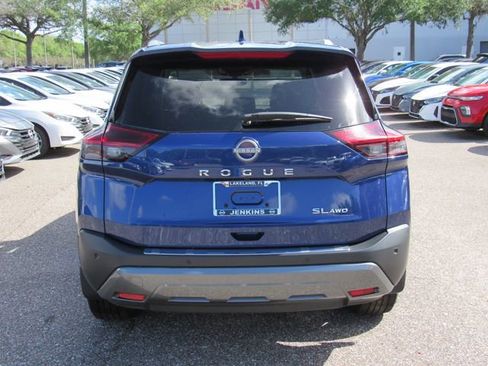 Certified 2023 Nissan Rogue SL w/ SL Premium Package AWD/4WD image 4
