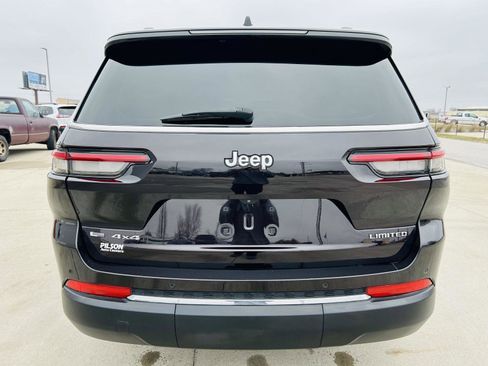Used 2022 Jeep Grand Cherokee L Limited image 44