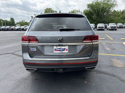 Used 2023 Volkswagen Atlas SEL AWD/4WD image 6