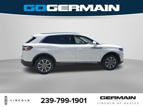 Certified 2023 Lincoln Nautilus Reserve FWD image 6