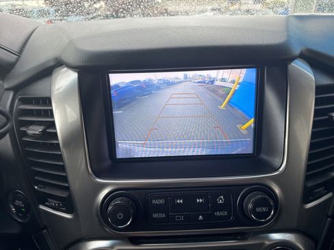Used 2019 Chevrolet Suburban Premier AWD/4WD image 29