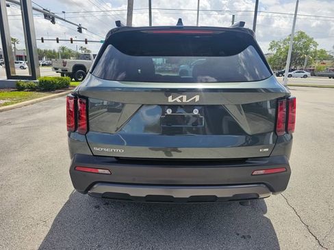 Used 2023 Kia Sorento X-Line EX AWD/4WD image 4
