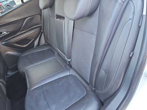 Used 2014 Buick Encore FWD image 19