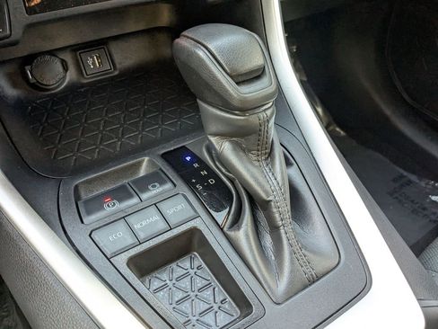 Used 2024 Toyota RAV4 XLE image 22