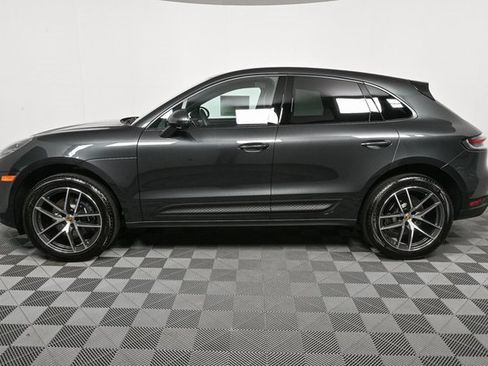 Certified 2025 Porsche Macan AWD image 2