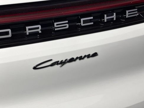 Certified 2026 Porsche Cayenne Coupe AWD/4WD image 35