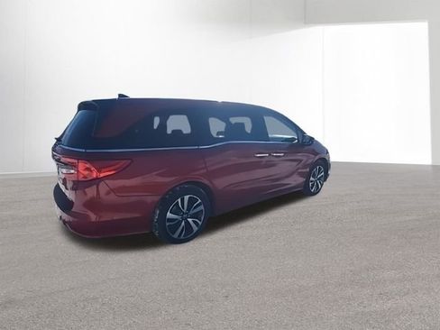 Used 2023 Honda Odyssey Touring image 9