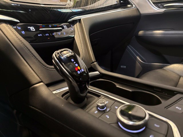 Used 2023 Cadillac XT6 Premium Luxury AWD/4WD image 59