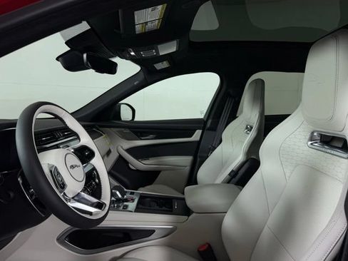 Certified 2026 Jaguar F-PACE R-Dynamic S AWD/4WD image 29