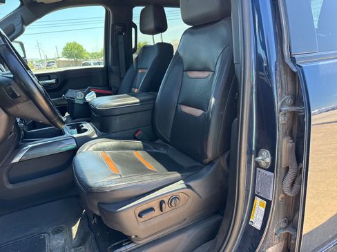 Used 2023 GMC Sierra 2500 AT4 w/ AT4 Premium Plus Package image 13