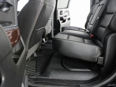 Used 2018 GMC Sierra 3500 SLT w/ Duramax Plus Package image 18