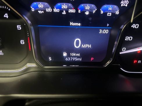 Used 2019 GMC Sierra 1500 SLE w/ SLE Value Package image 16