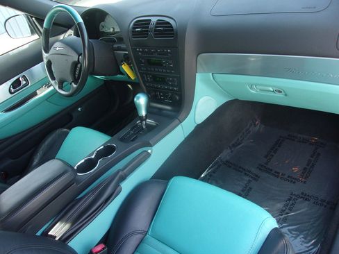 Used 2002 Ford Thunderbird RWD image 23