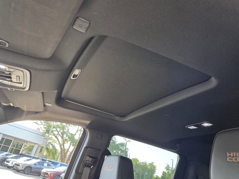 Used 2026 Chevrolet Silverado 1500 High Country w/ High Country Premium Package AWD/4WD image 26