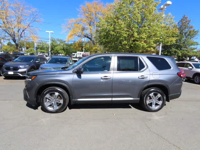 Certified 2025 Honda Pilot EX-L image 3