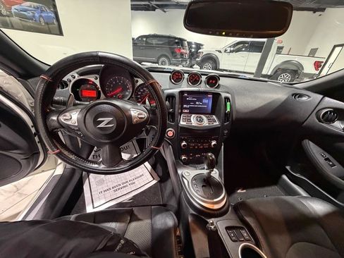 Used 2013 Nissan 370Z Touring w/ Sport Pkg RWD image 15