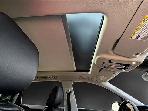 Used 2023 Audi Q7 3.0T Premium Plus image 17