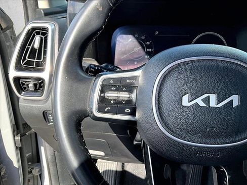 Used 2023 Kia Sorento SX FWD image 18