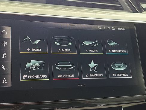 Used 2023 Audi e-tron Chronos w/ Chronos Package image 42