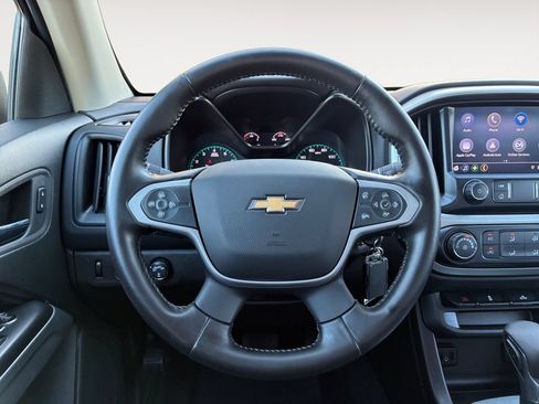 Used 2022 Chevrolet Colorado LT w/ LT Convenience Package AWD/4WD image 22