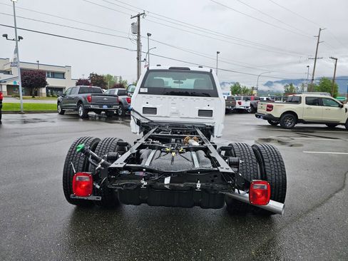 New 2025 Ford F350 XL w/ XL Chrome Package image 4