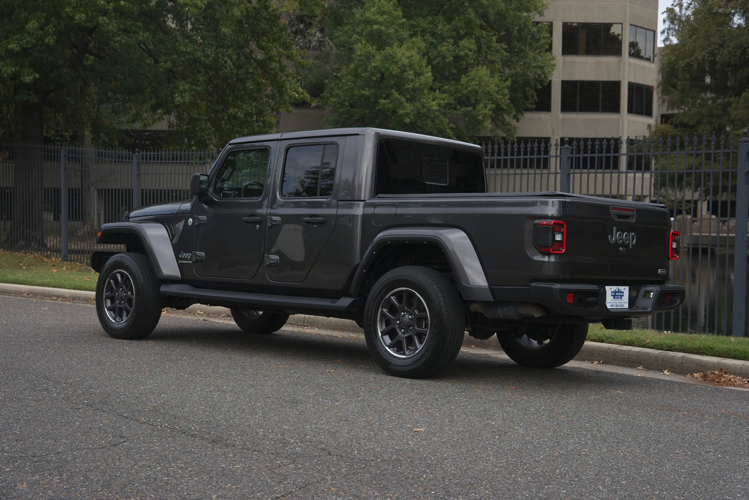 Used 2021 Jeep Gladiator Overland w/ Popular Equipment Package AWD/4WD image 8