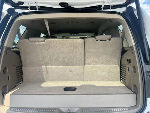 Used 2015 Chevrolet Tahoe LTZ RWD image 22