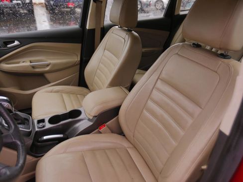 Used 2017 Ford C-MAX Energi SE w/ Equipment Group 402A image 5